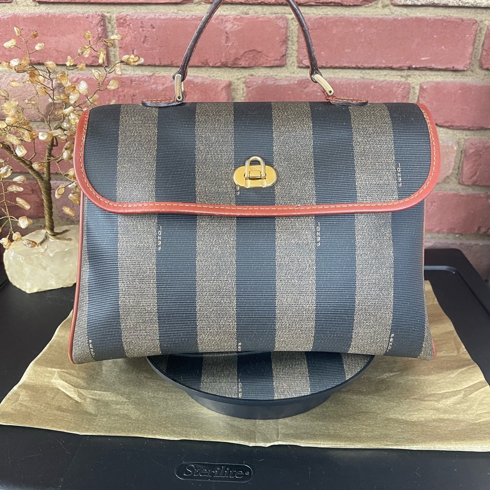 🔥FENDI 🔥VINTAGE 🔥Striped Black and Brown Handbag.🔥